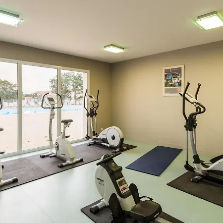 Seaside Duplex W Heated Pool * Saint-Hilaire-de-Talmont