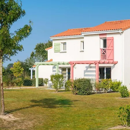 Vakantiehuis Seaside Duplex W Heated Pool