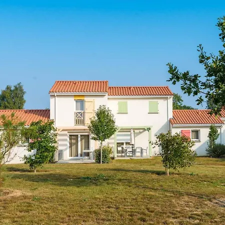Well-kept 7 Km From The