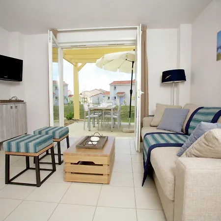 Vakantiehuis Seaside Duplex W Heated Pool